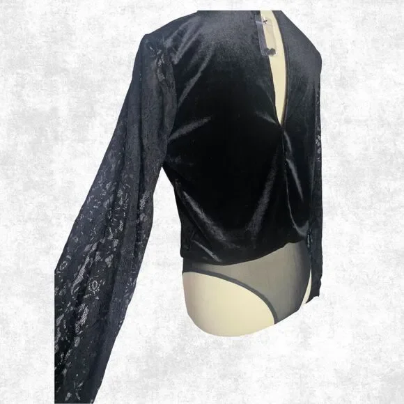 Jealous Tomato Black Velvet Lace Sleeve Bodysuit – Goth Glam Keyhole Back S - Picture 7 of 7